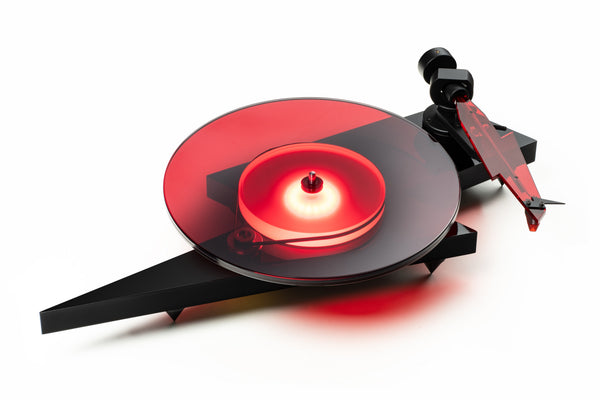 Pro-Ject AC-DC Pladespiller med 2M RED