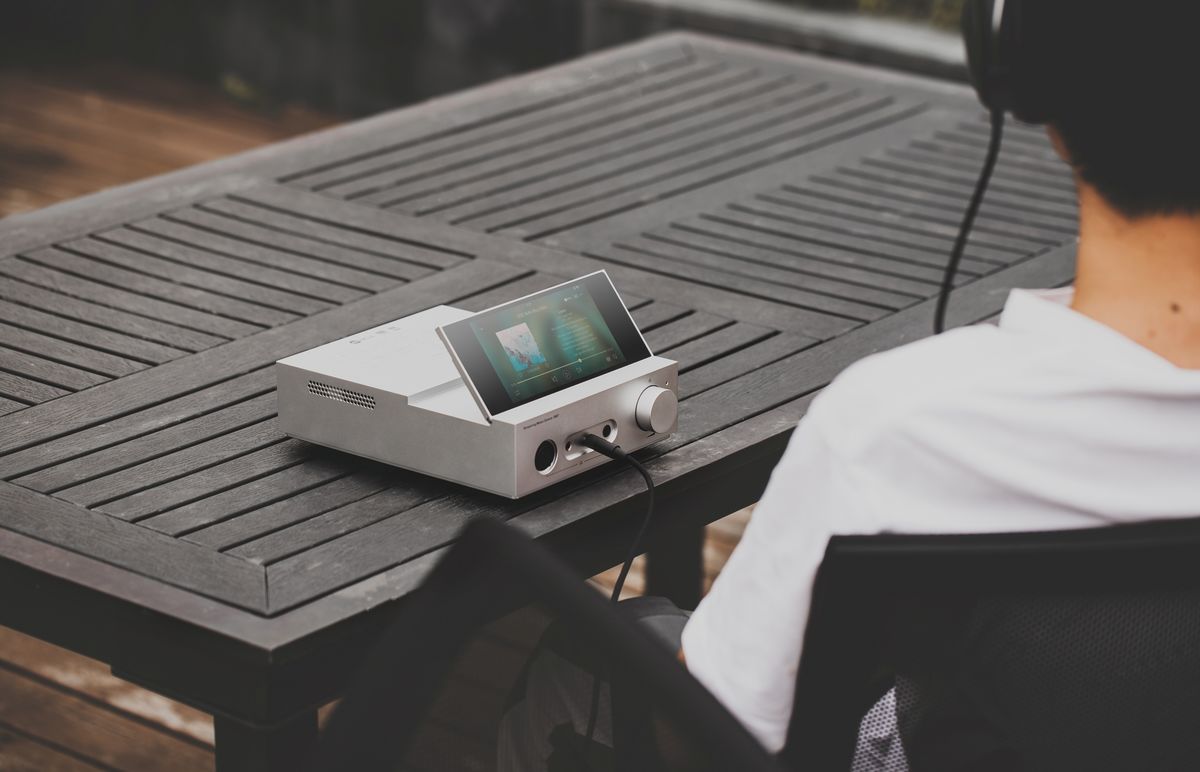 Shanling EM7 Streaming Music Center Sølv