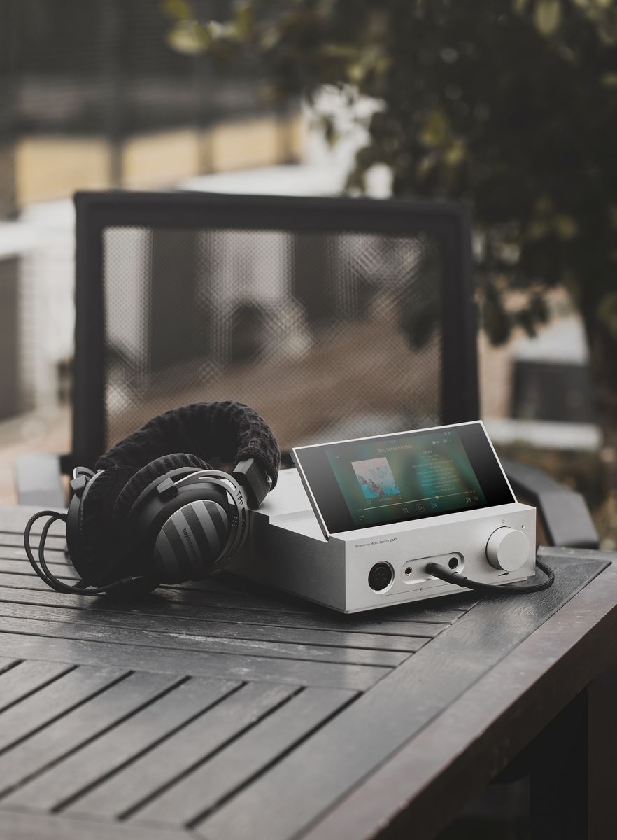 Shanling EM7 Streaming Music Center Sølv
