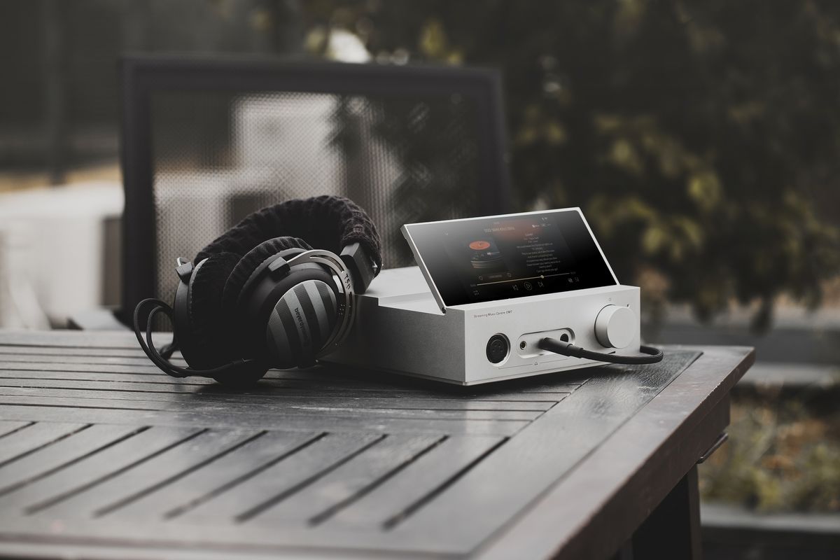 Shanling EM7 Streaming Music Center Sølv