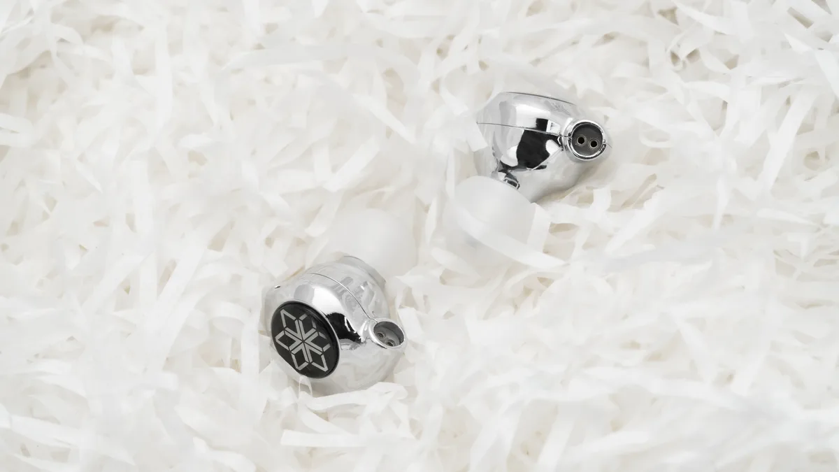 FiiO FD11 in-ear Hifi Hovedtelefon