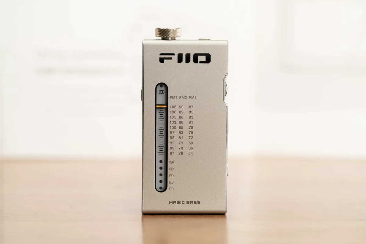 FiiO RR11 Bærbar FM-Radio og USB-DAC