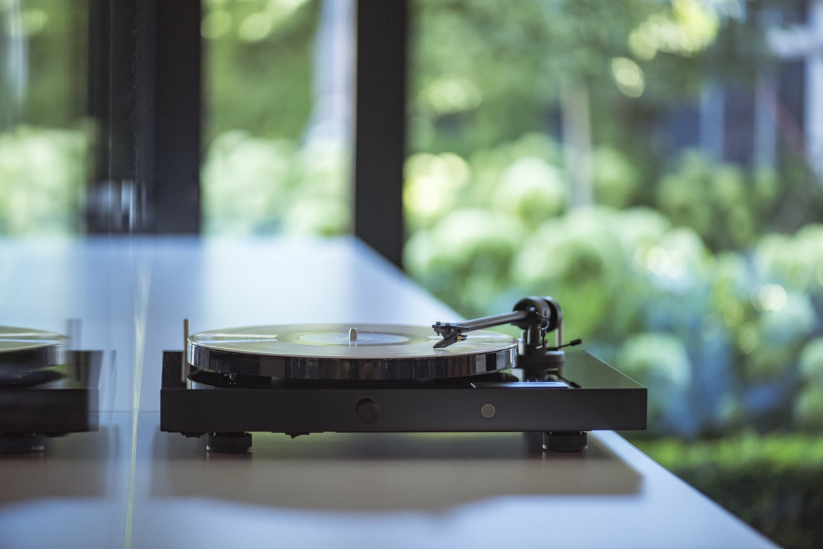Pro-ject Juke Box E1 Pladespiller med Forstærker