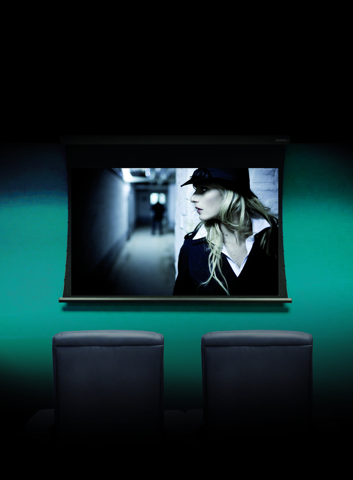 Lumene Coliseum UHD 8K Platinum Lærred med Motor