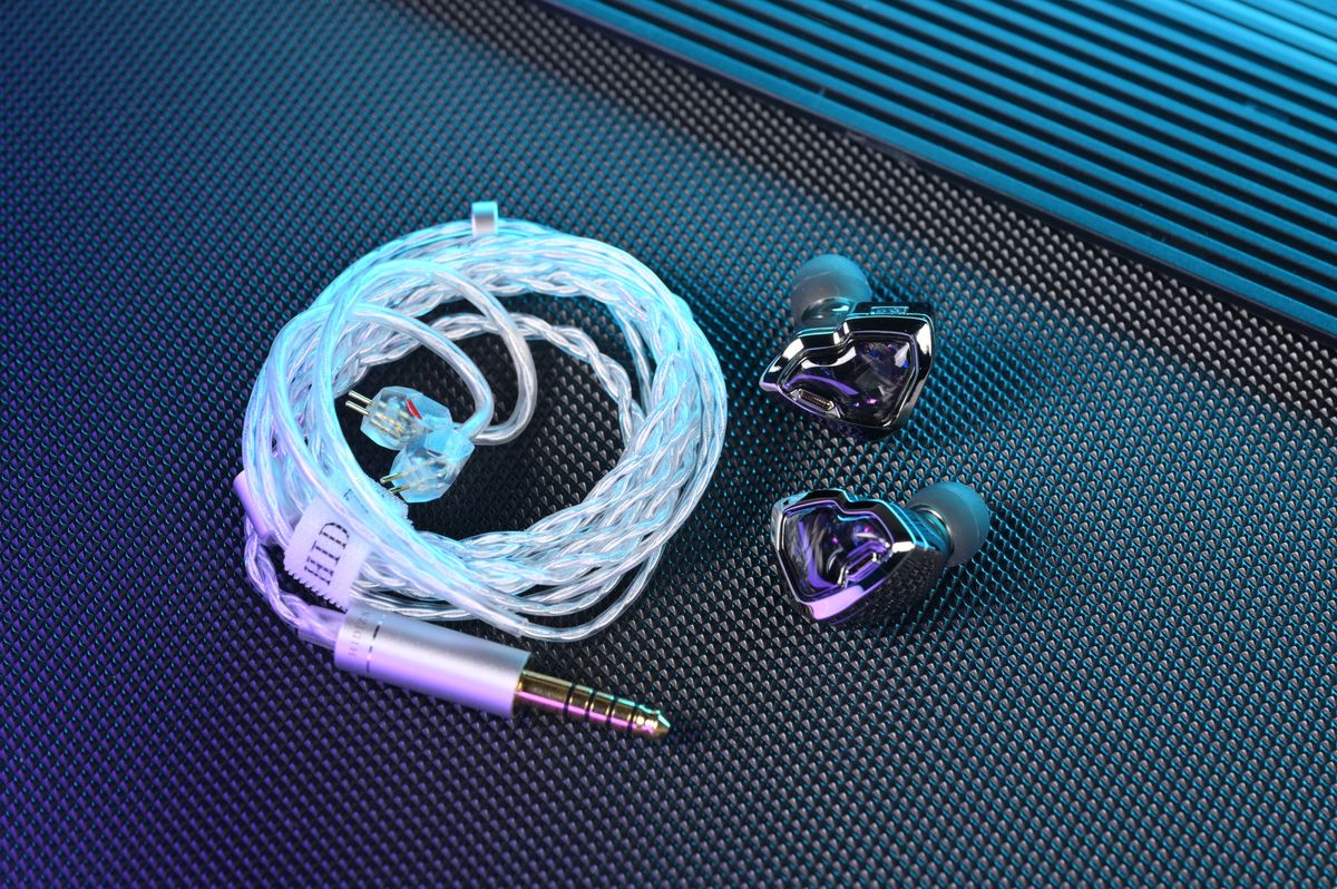 Hidizs MS2 Pro My Lin (4,4 mm) In-Ear Hovedtelefoner