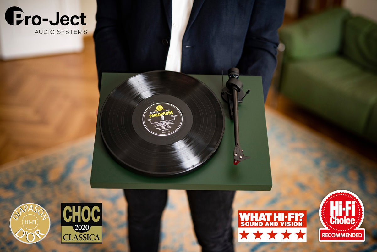 Pro-Ject Debut Carbon EVO 2M Red