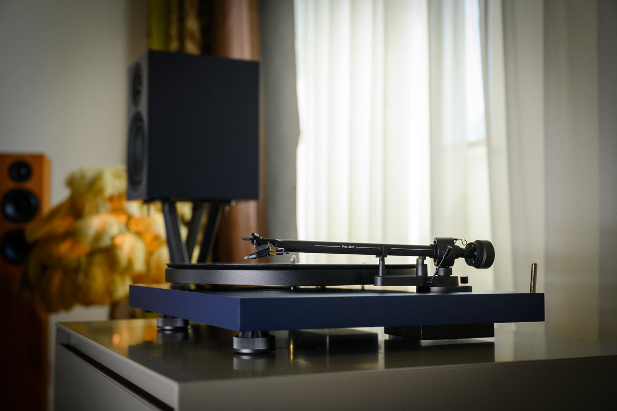 Pro-Ject Debut E OM5e