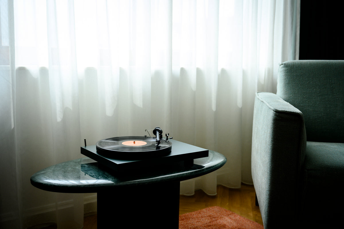 Pro-Ject Debut E OM5e