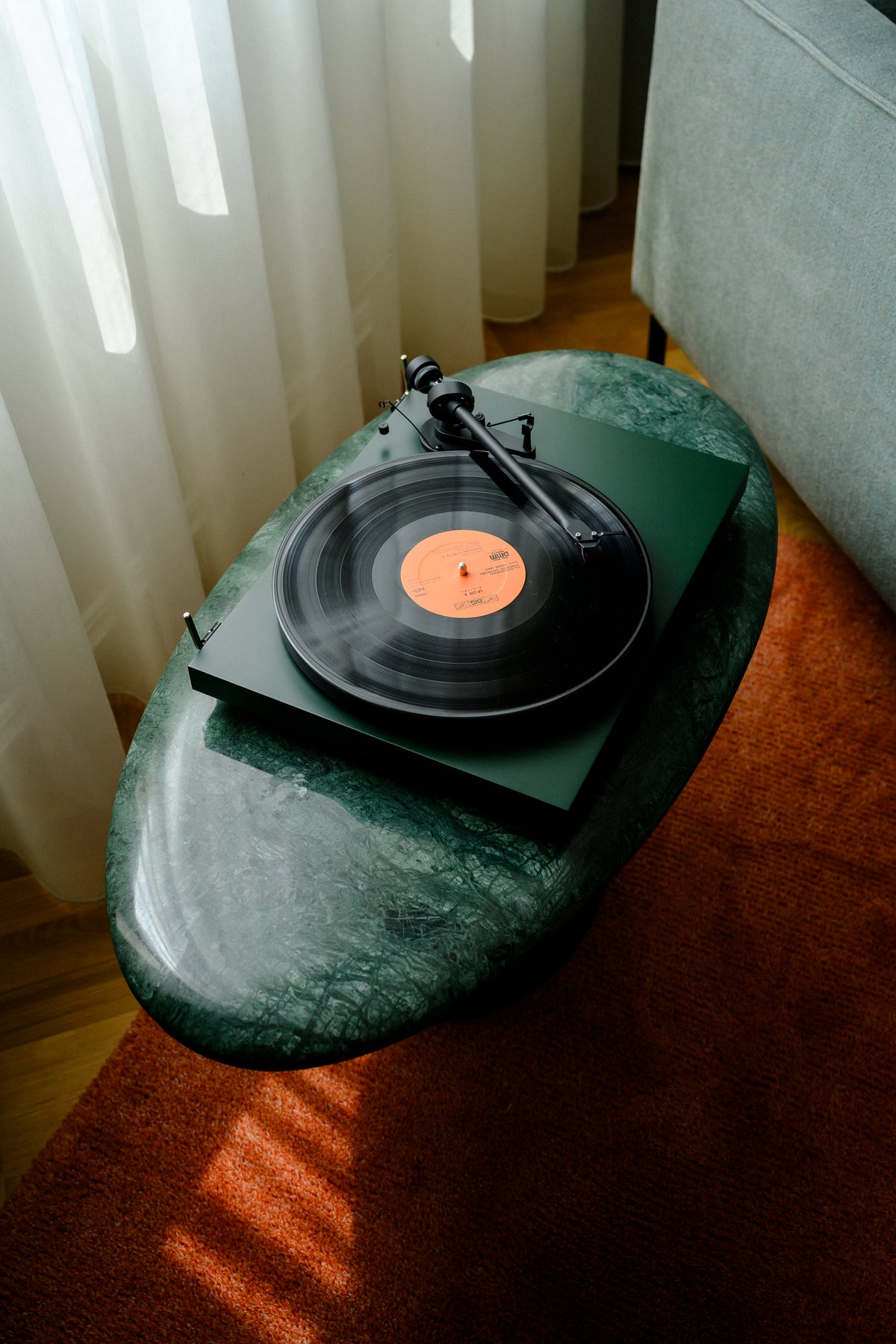 Pro-Ject Debut E OM5e