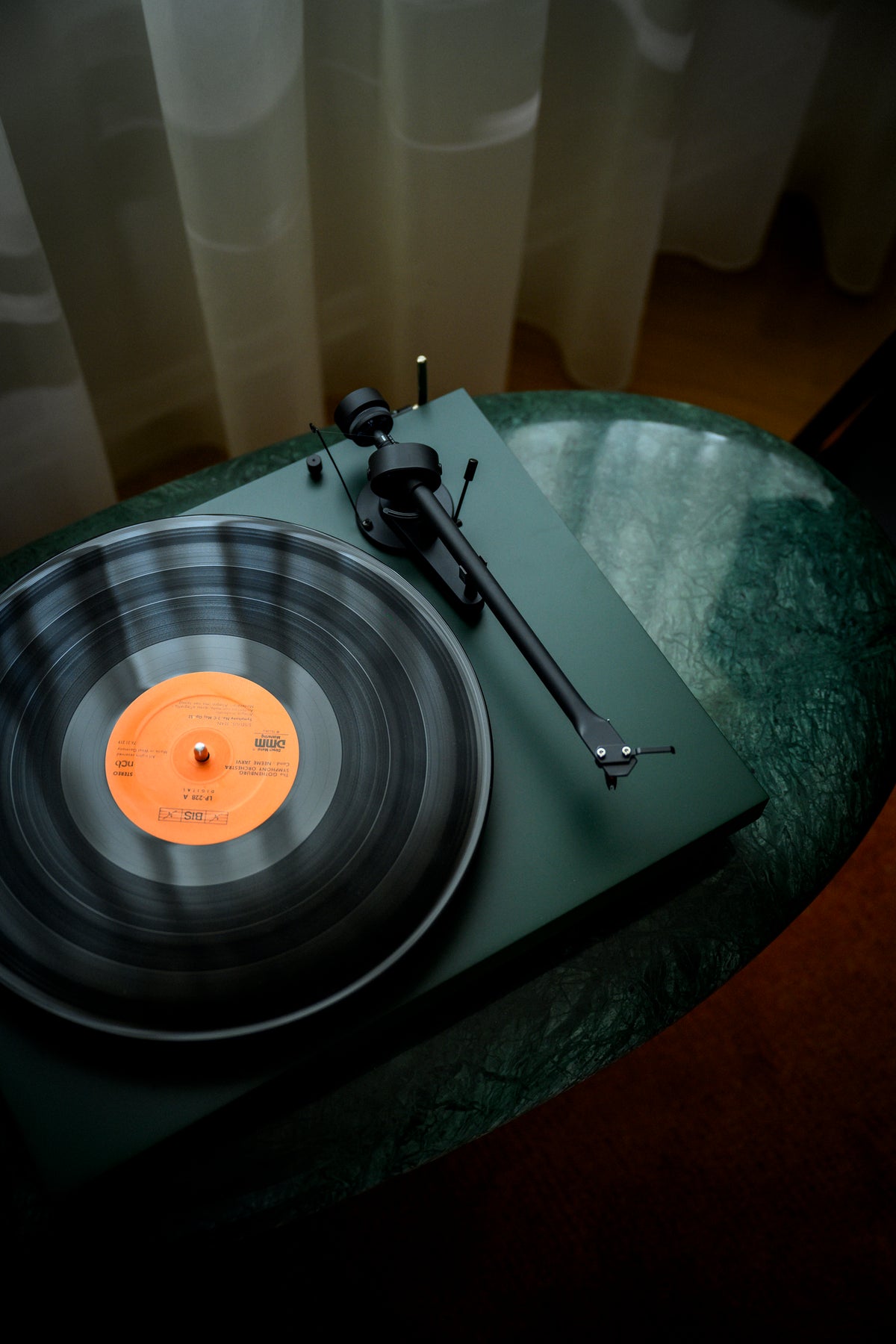 Pro-Ject Debut E OM5e