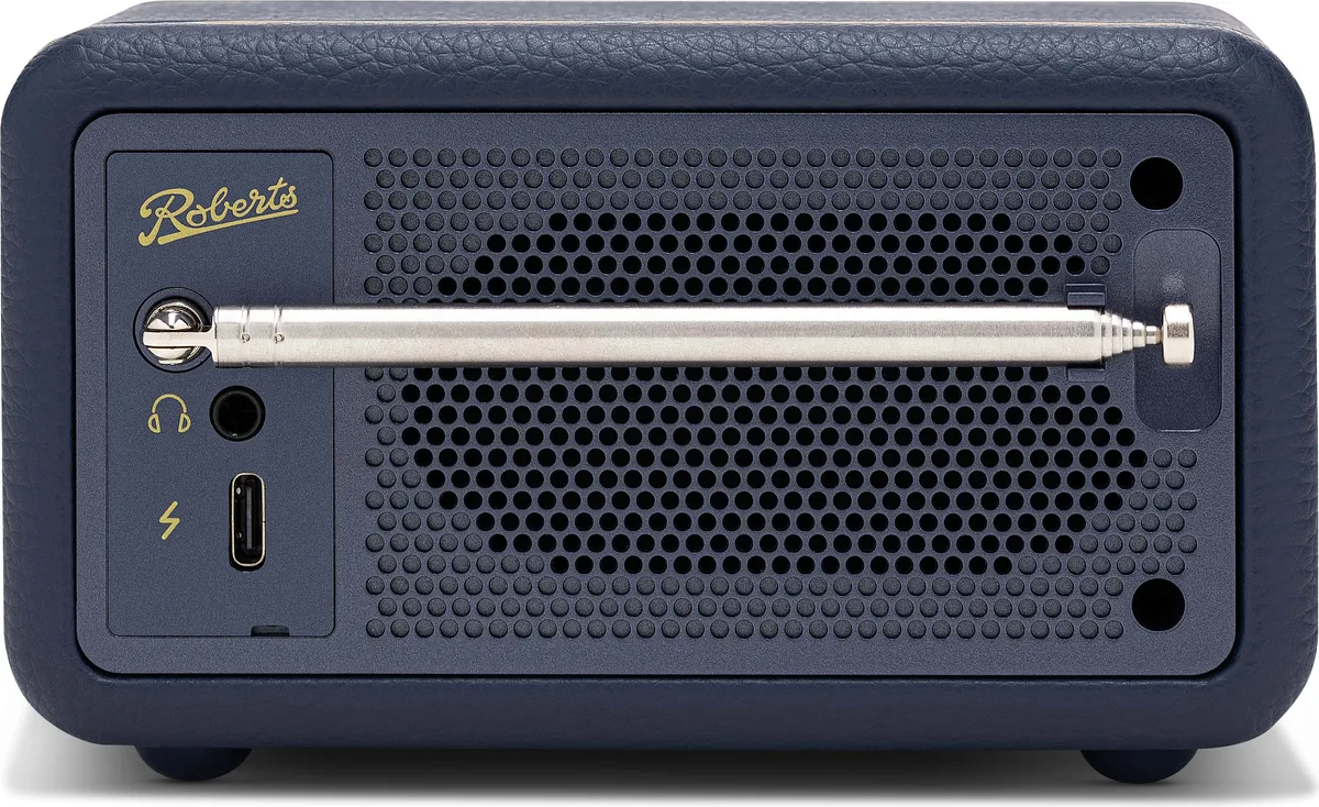 Roberts Revival Petite 2
