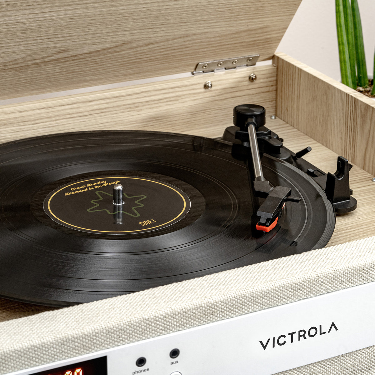 Victrola VTA-820SB Natural Pladespiller, CD, Kassette – OUTLET